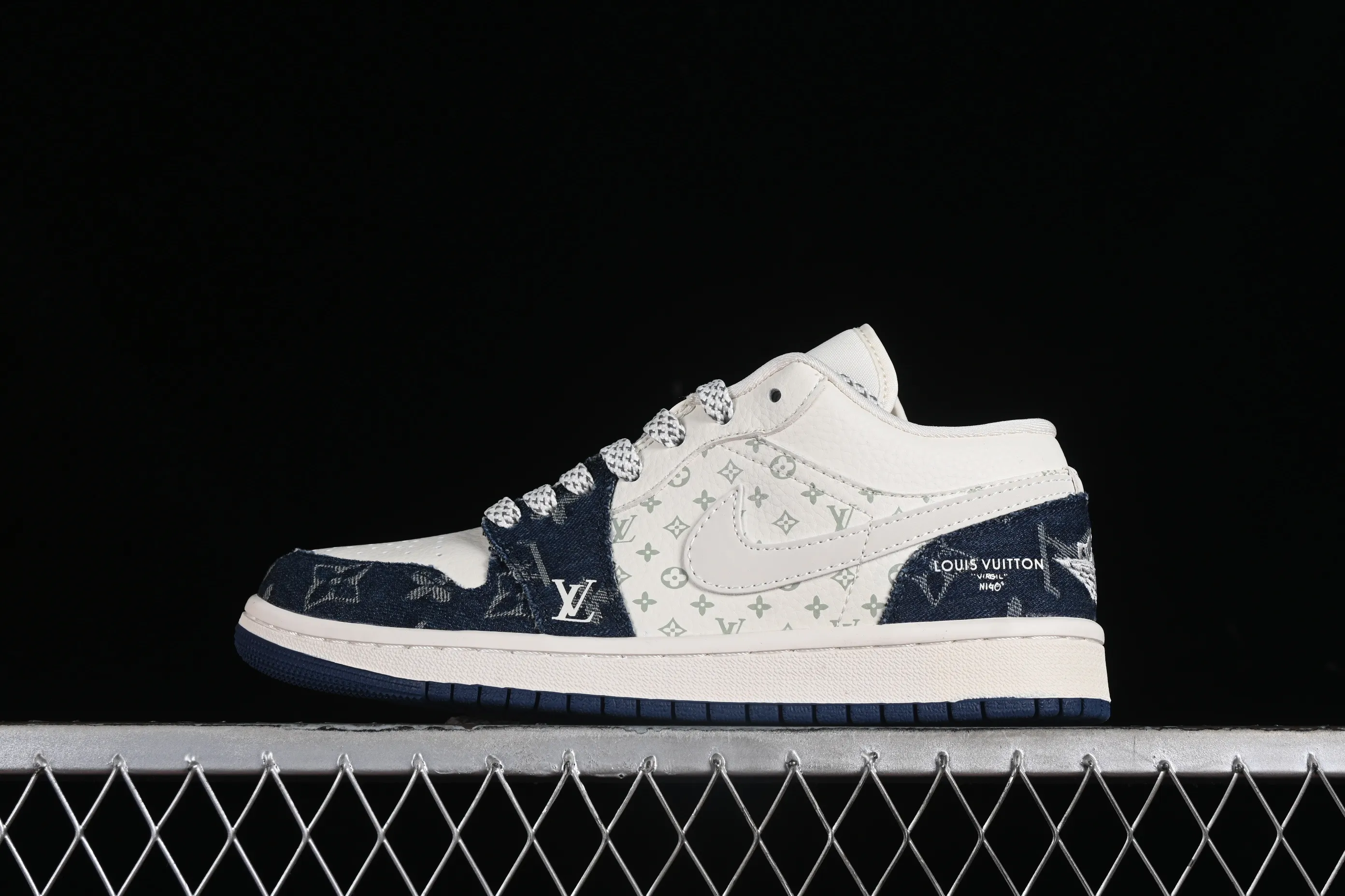 All categories Air Jordan Jordan series basketball shoes Air Jordan 1 Low high-end customized low-top sneakers Air Jordan 1 Low AJ1 Joe 1LV joint-milan high-end customized low-top retro casual sneakers SJ9950-003